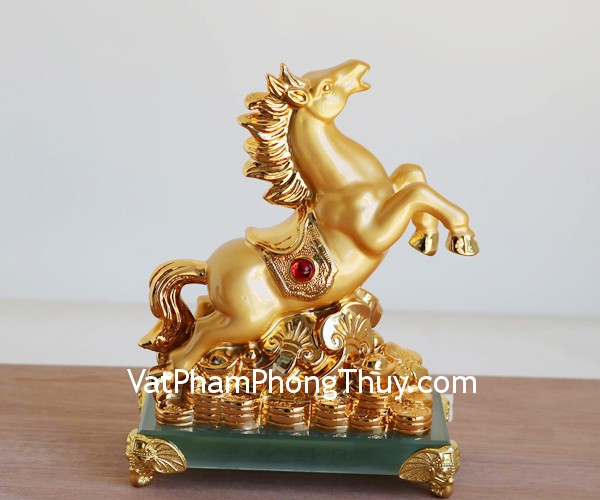 g111a-ngua-vang-de-thuy-tinh