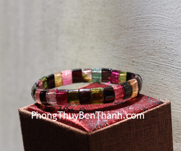 s6349-s3-9912-chuoi-hong-luc-bao-hat-dep