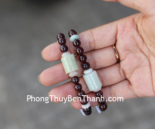 s6689-chuoi-hat-phi-thuy-co-tru-2