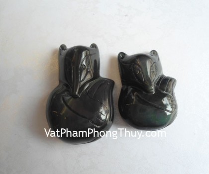 ho-ly-thach-anh-den-s940