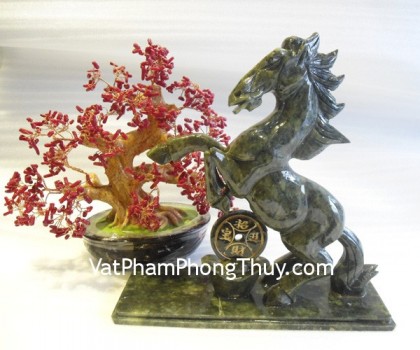 ngua-lam-ngoc-m115-2