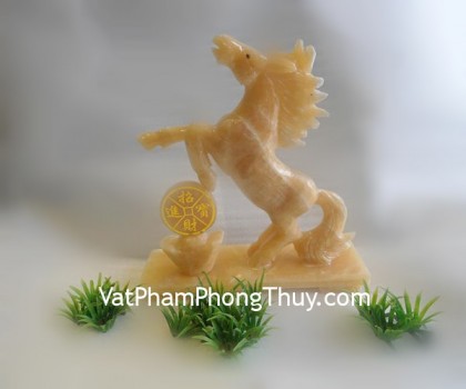 ngua-nen-vang-M090-02