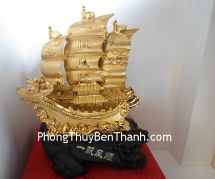 thuyen-rong-vang-y178