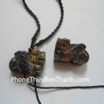 ty-huu-mat-meo-van-den-s715-01