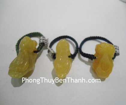 nhan-ty-huu-ma-nao-vang-s042-02