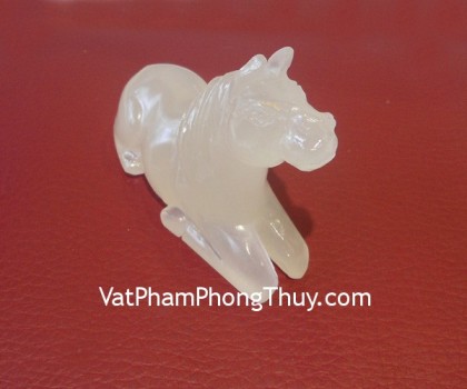 ngua-thanh-ngoc-m113-1