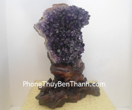 thach-anh-tim-uruguay-10.670-01