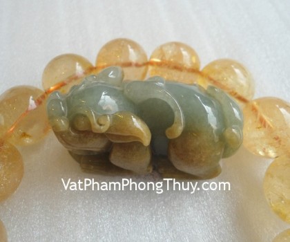 ty-huu-phi-thuy-s2004-9958-02