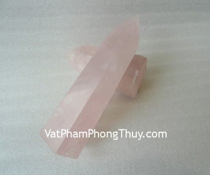 Tru-thach-anh-hong-H052-2-889