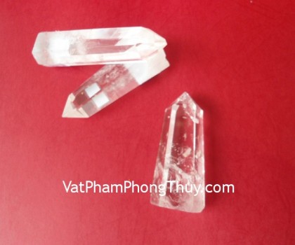 Tru-thach-anh-trang-H052-3-300-01