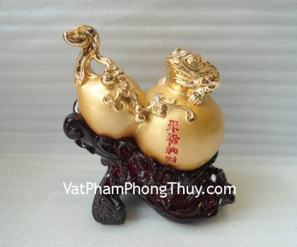 Thiem-thu-tren-ho-lo-vang-H507G-02