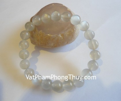 S2059-1715-Chuoi-da-mat-trang-01