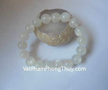 S5109-4197-Chuoi-da-mat-trang-01