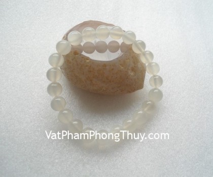 S5109-2185-Chuoi-da-mat-trang