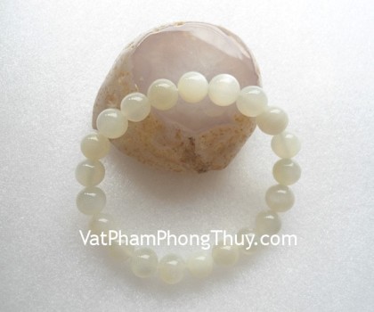 S5109-2873-Chuoi-da-mat-trang