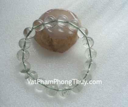 s2060-2455-1-vong-tay-uu-linh