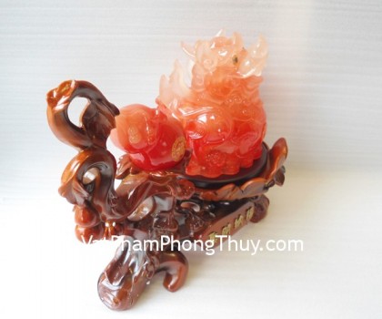 h142g-ty-huu-do-chieu-tai-nap-phuoc-1