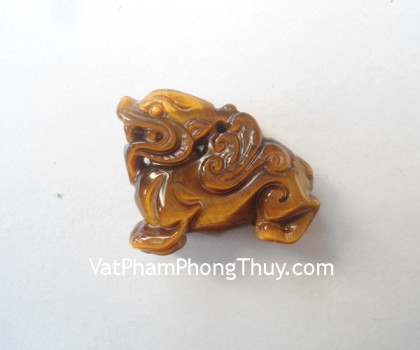 s6033-ty-huu-canh-venh-mat-meo-2