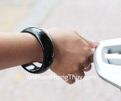 s6476-vong-ma-nao-den-1