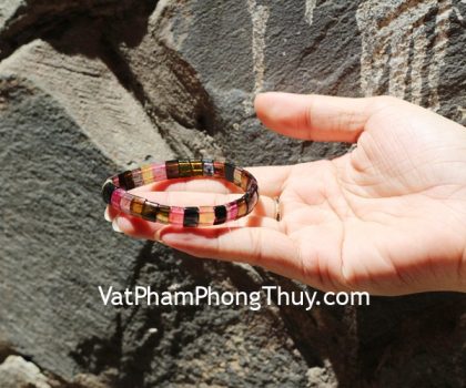 s6349-s3-7168-chuoi-hong-luc-bao-hat-dep