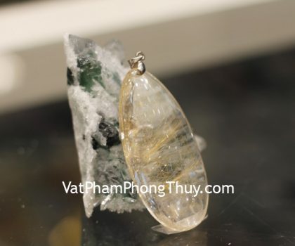 s866-4200-mat-thach-anh-toc-vang