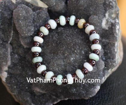 s6677-chuoi-hat-dong-tien-xen-hat-phi-thuy-hat-luu