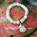 s6679-chuoi-phi-thuy-treo-di-lac-1