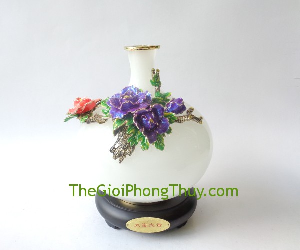 Bình ngọc mẫu đơn tăng sự giàu sang, phú quý