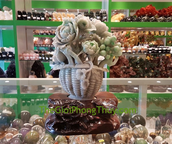 Giỏ hoa mẫu đơn Phỉ thúy giúp thịnh vượng và tăng tình duyên 