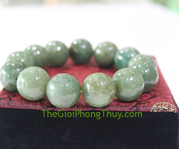 Chuỗi ngọc Phỉ Thúy  trợ sức khỏe, mang lại tài lộc 