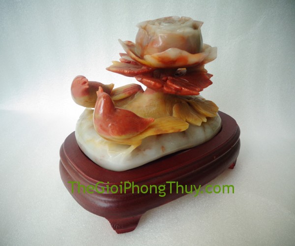 Hỷ Tước bên mẫu đơn Ngọc Tam Thể mang lại sự bình an, may mắn 