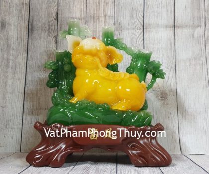 ln014-heo-cam-tren-bui-truc-2