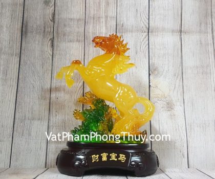 ln126-than-ngua-luu-ly-vang-2