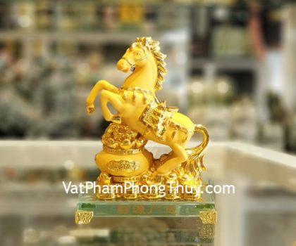 ln133-vua-ngua-kim-sa