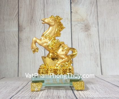 ln136-vua-ngua-nguyen-bao-2