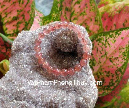 S6774-1628-chuoi-thach-anh-hong-dau-1