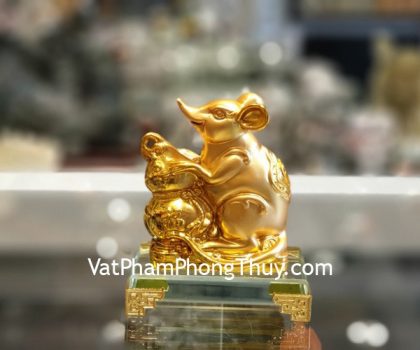 tm032-chuot-vang-om-ho-lo